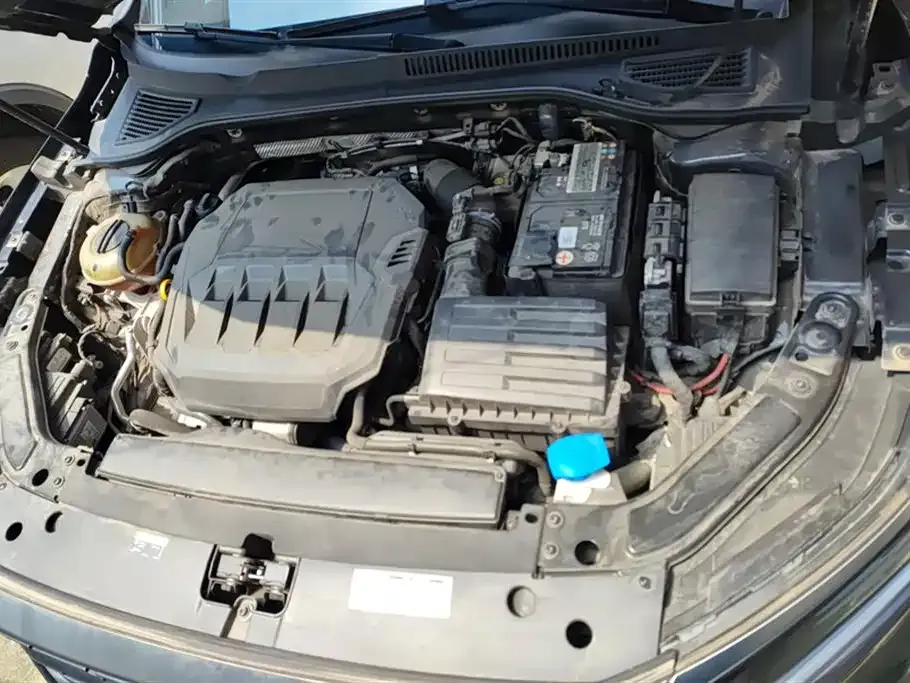 Volkswagen Passat 2022 из CN, фото 10