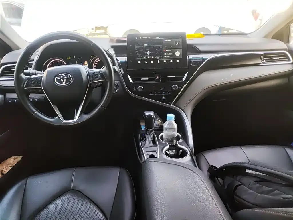 Toyota Camry 2023 из CN, фото 10