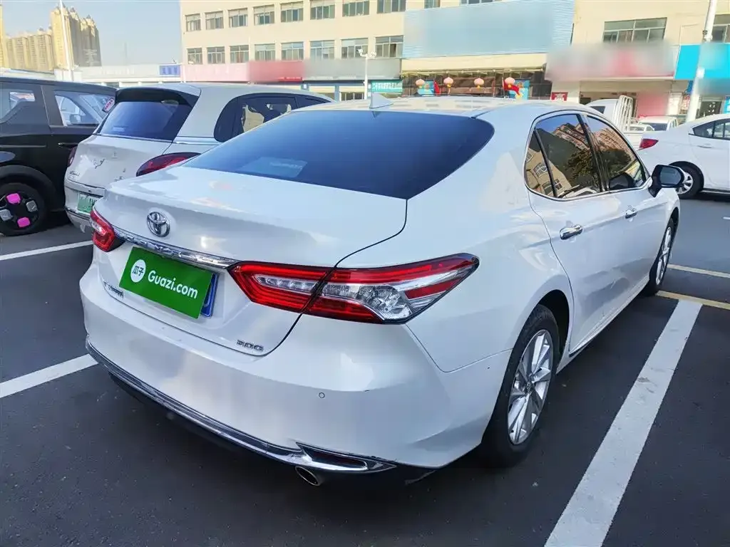Toyota Camry 2023 из CN, фото 7