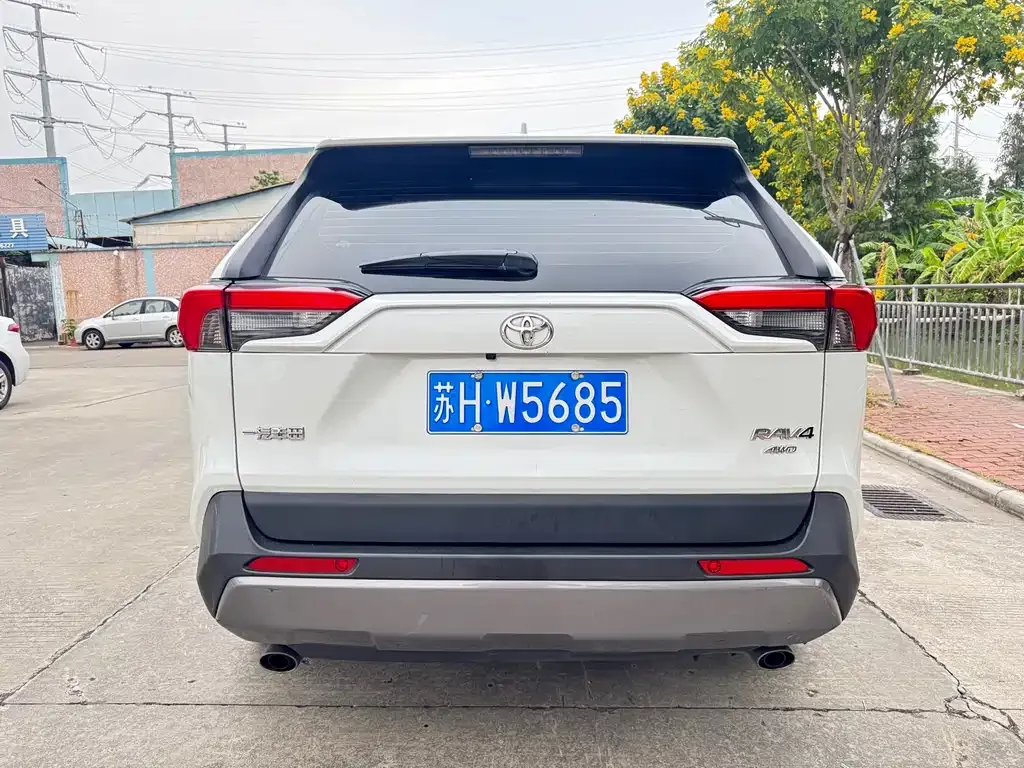 Toyota RAV4 2021 из CN, фото 5