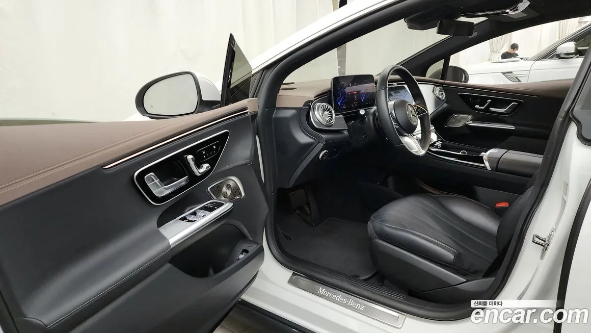 Mercedes-Benz EQE 2023 из KR, фото 10