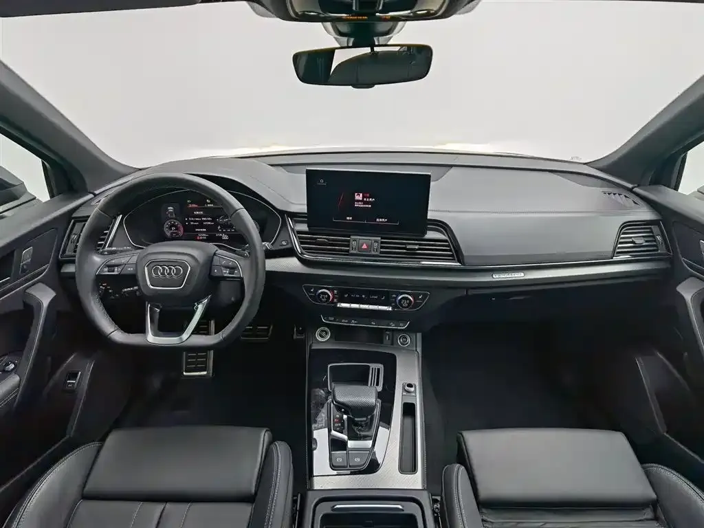 Audi Q5L 2024 из CN, фото 5