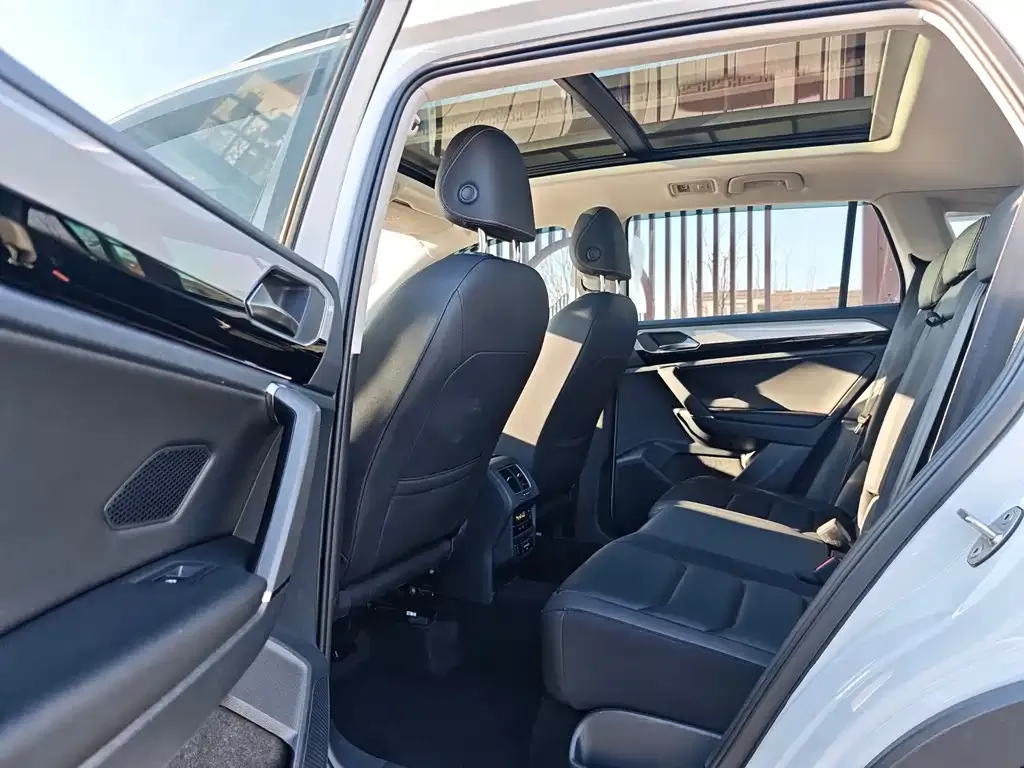 Volkswagen Tayron 2022 из CN, фото 6