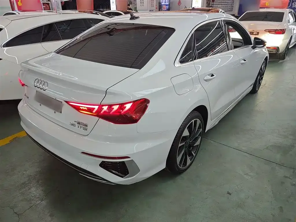 Audi A3 2023 из CN, фото 7