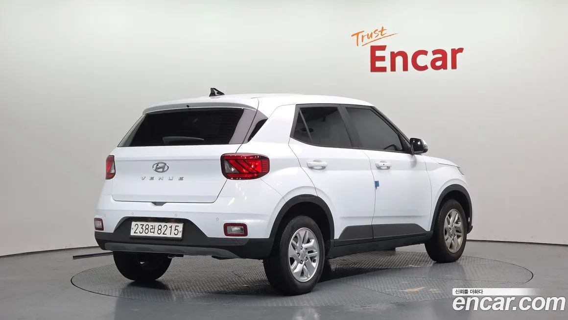 Hyundai Venue 2022 из KR, фото 2