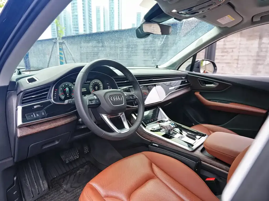 Audi Q7 2022 из CN, фото 9