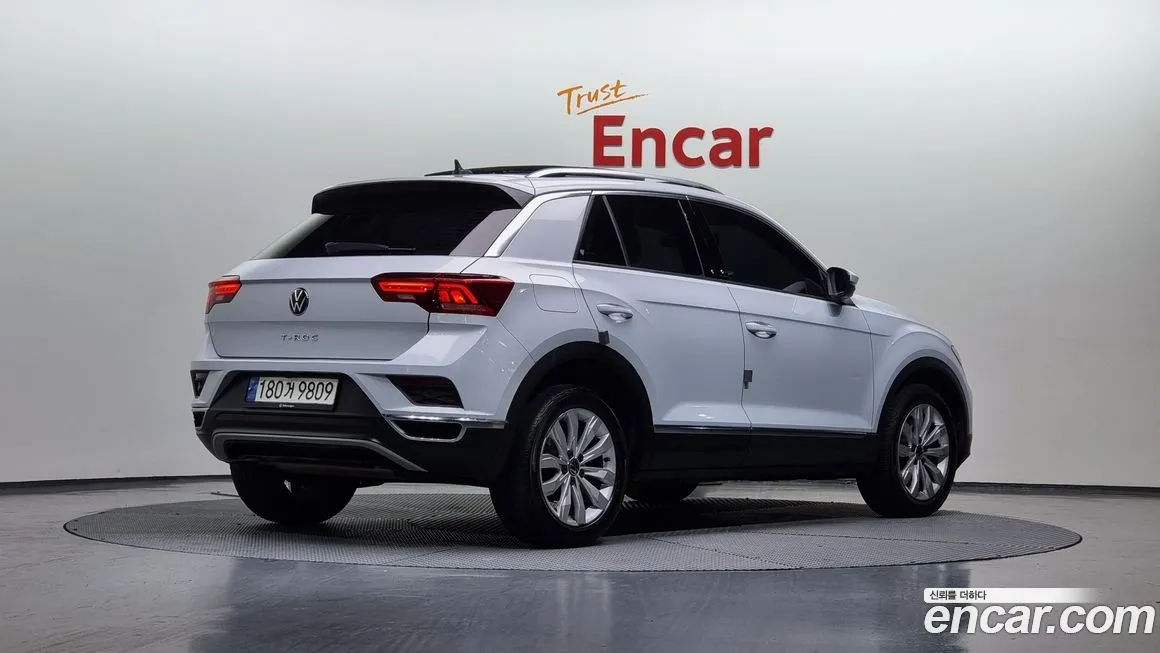 Volkswagen T-Roc 2021 из KR, фото 2