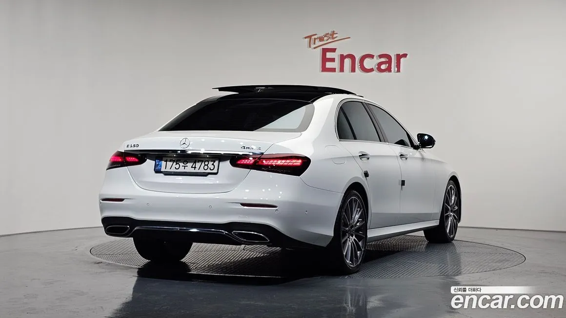 Mercedes-Benz E-Class 2022 из KR, фото 2