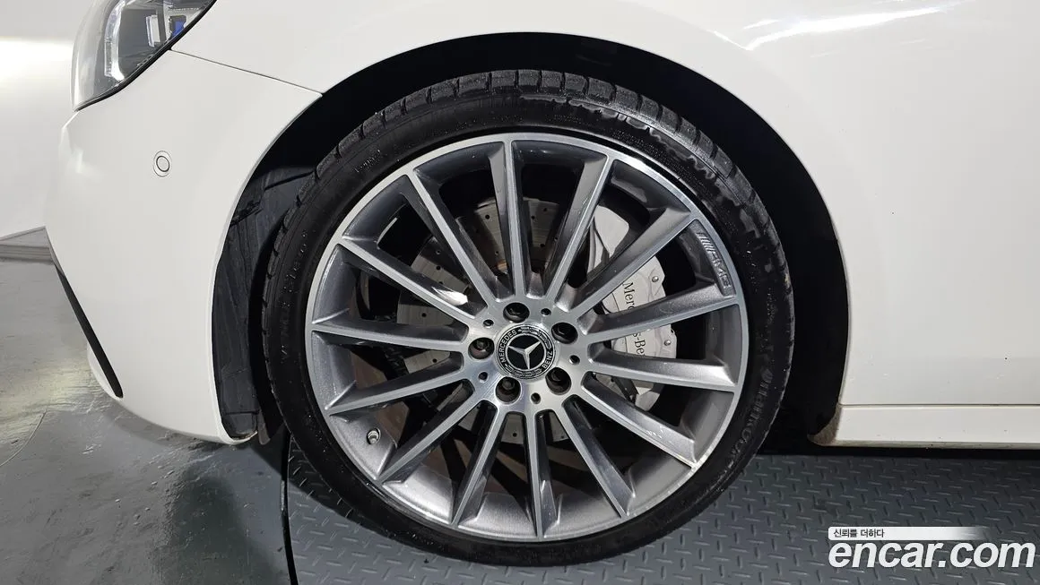 Mercedes-Benz E-Class 2022 из KR, фото 5