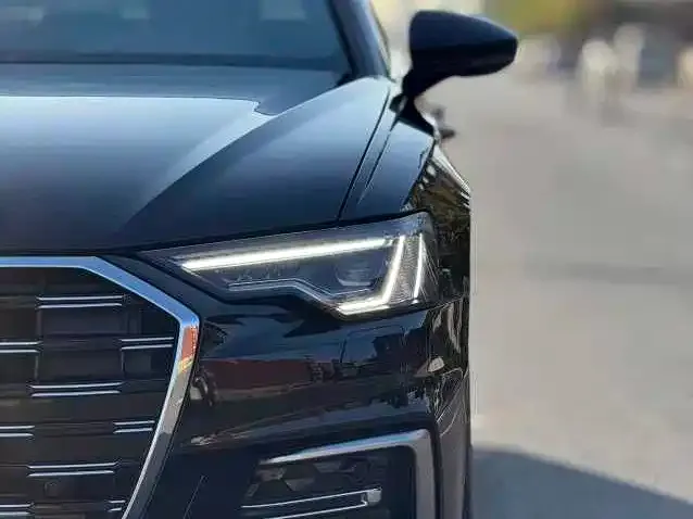 Audi A6L 2024 из CN, фото 4