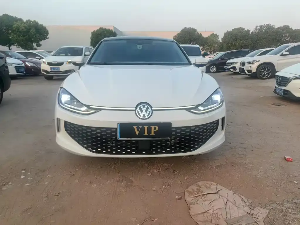 Volkswagen Lamando 2023 из CN, фото 1