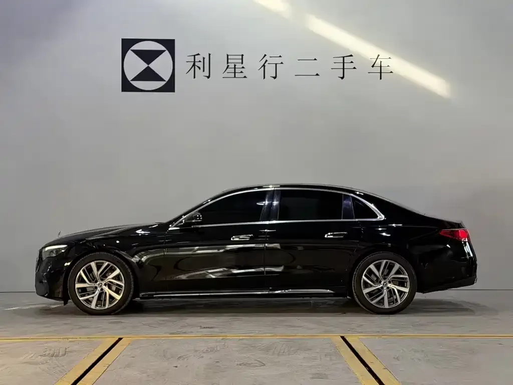 Mercedes-Benz E-Class 2024 из CN, фото 4