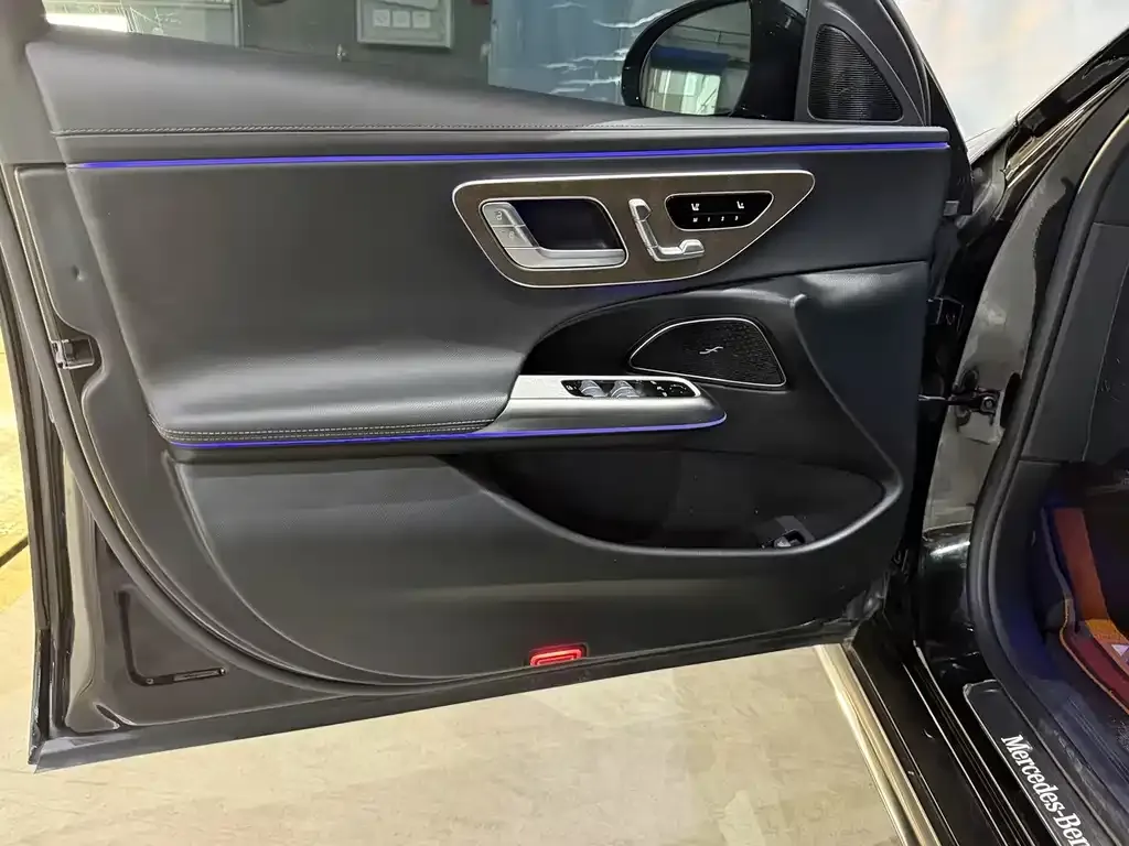 Mercedes-Benz E-Class 2024 из CN, фото 6