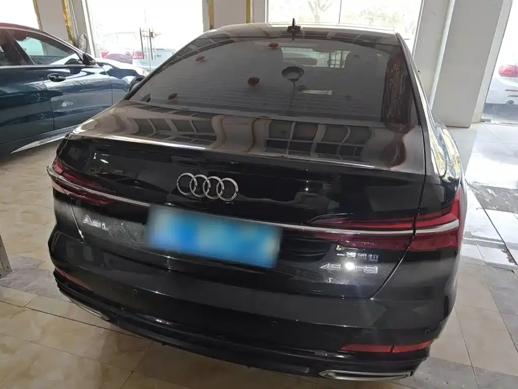 Audi A6L 2022 из CN, фото 6