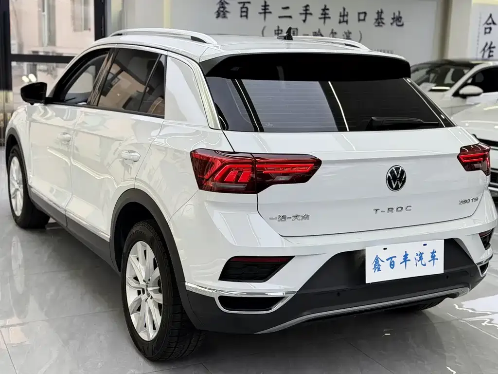 Volkswagen T-Roc 2023 из CN, фото 10