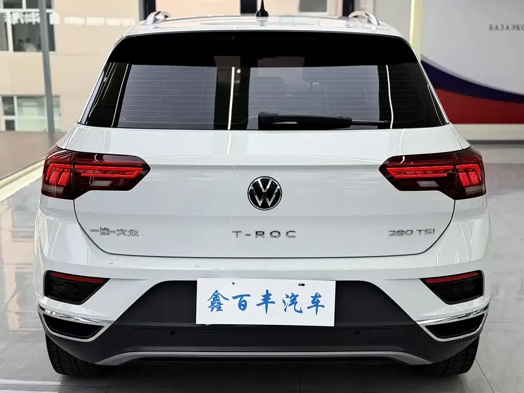 Volkswagen T-Roc 2023 из CN, фото 9