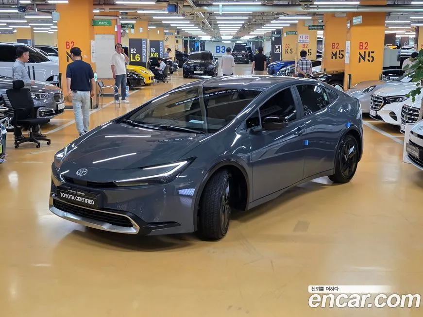 Toyota Prius 2024 из KR, фото 1