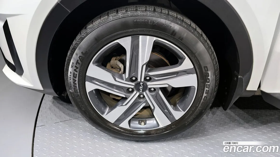Kia Sorento — фото 5