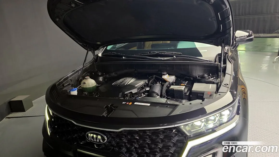 Kia Sorento — фото 6