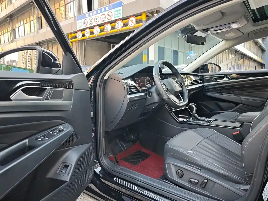 Volkswagen Passat 2024 из CN, фото 6