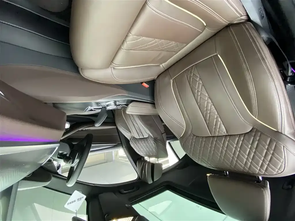 BMW 5 Series (Import) — фото 10