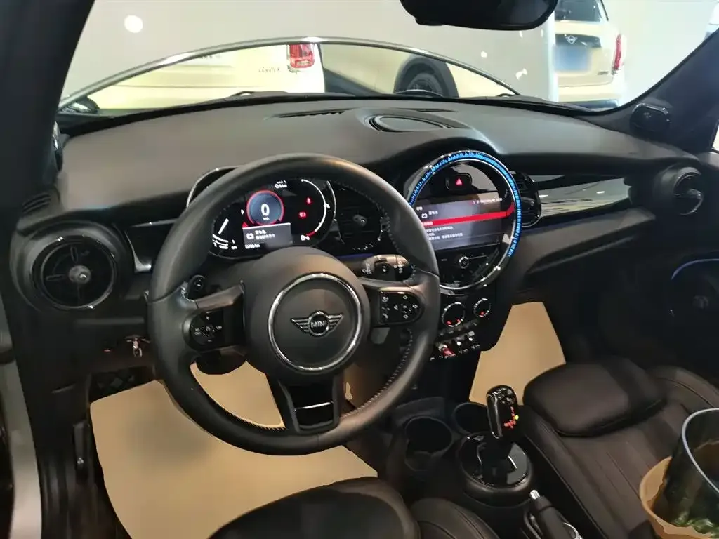 MINI Cooper (3-door) 2024 из CN, фото 10