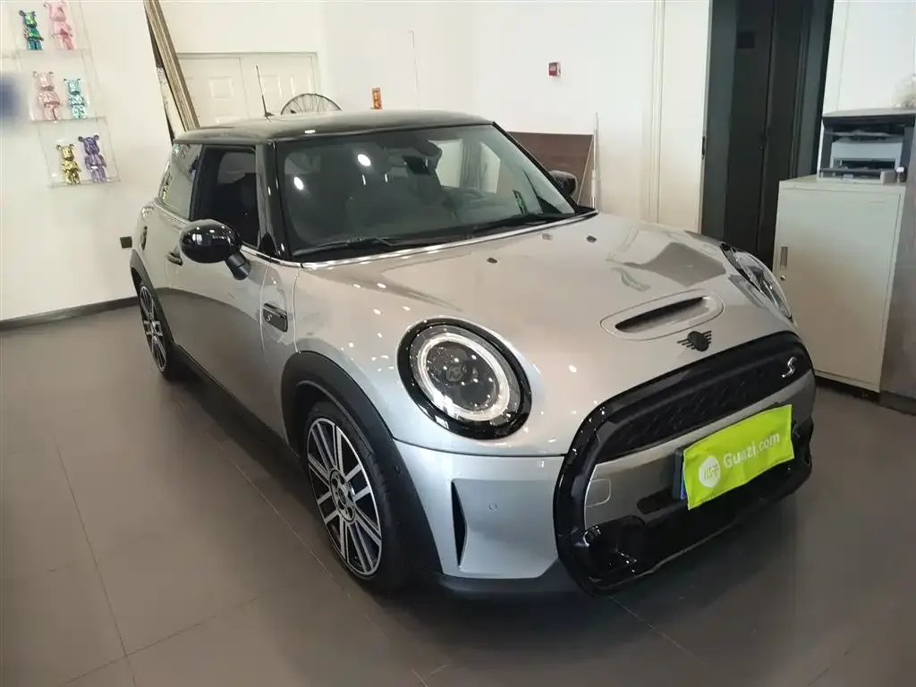 MINI Cooper (3-door) 2024 из CN, фото 4