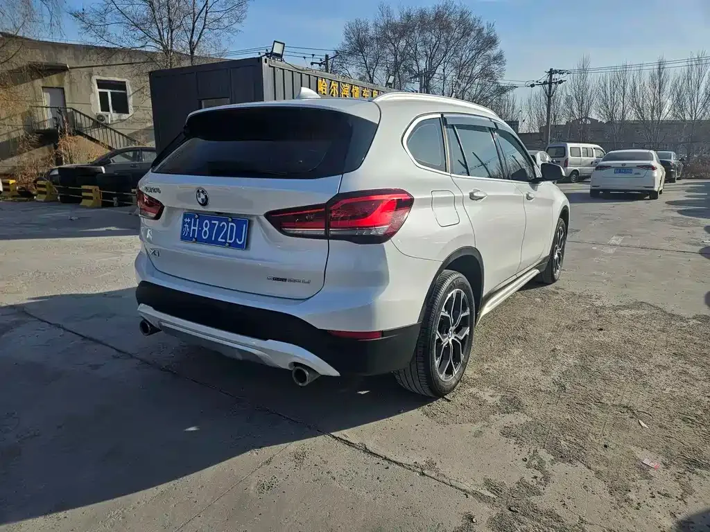 BMW X1 2021 из CN, фото 8