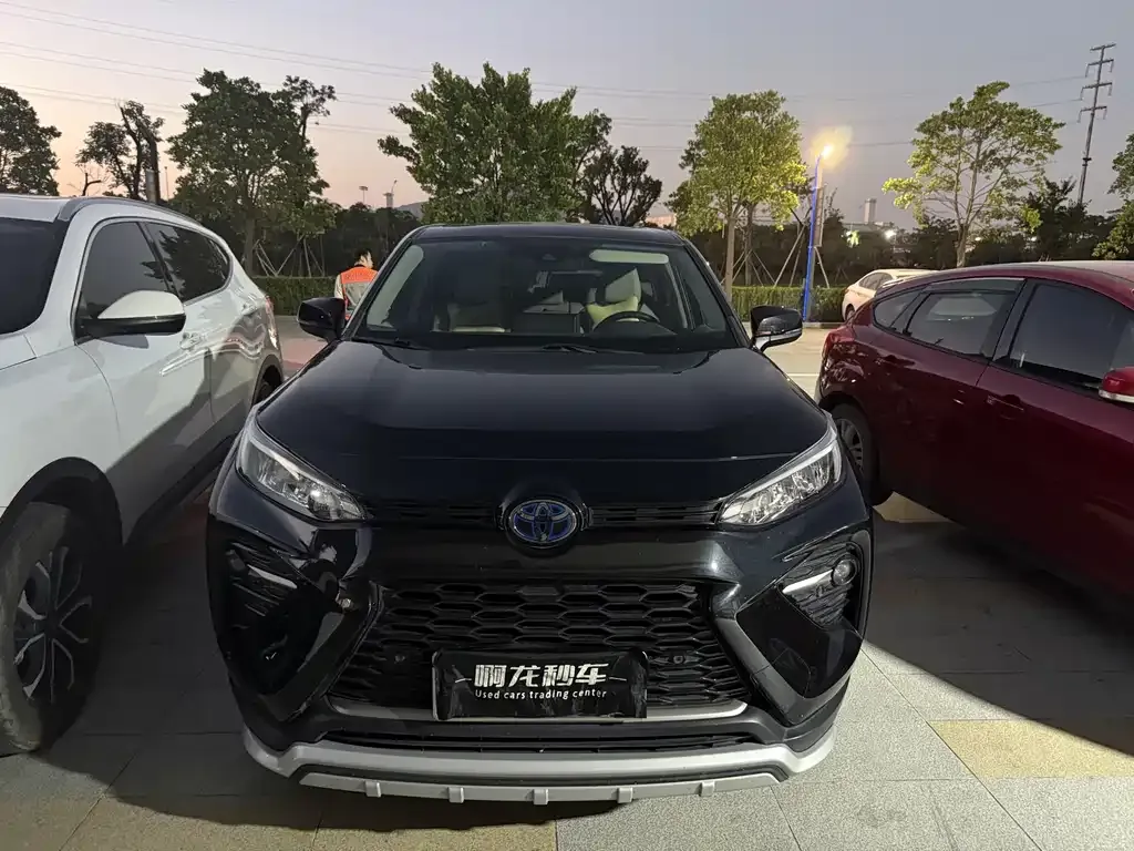 Toyota Wildlander 2021 из CN, фото 2