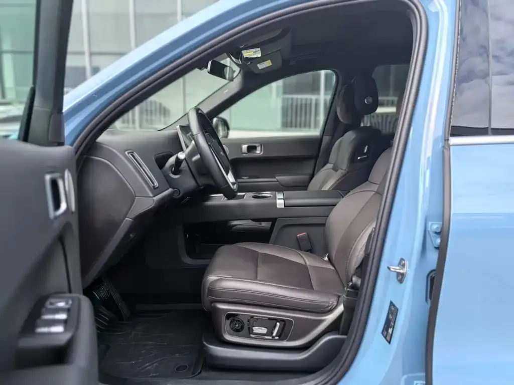 Li Auto Li L8 2023 из CN, фото 4
