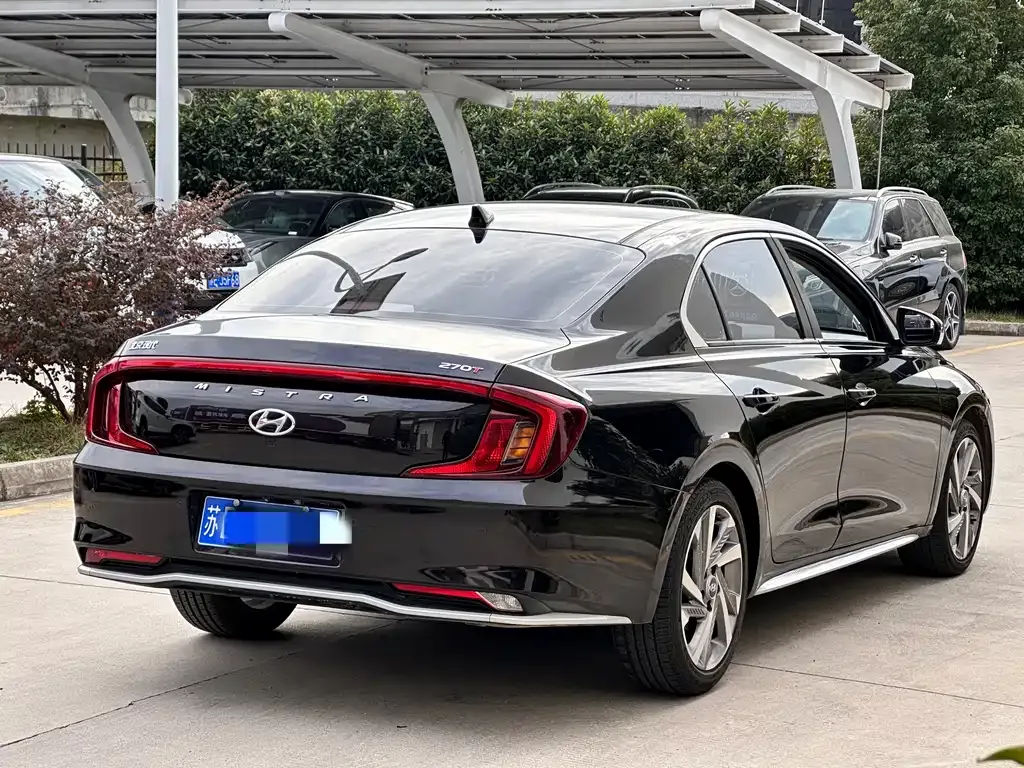 Hyundai Mistra — фото 4