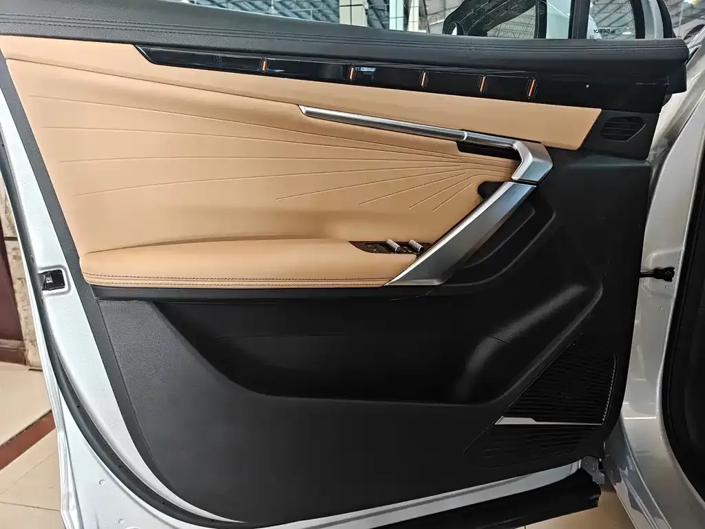 Geely Boyue L 2024 из CN, фото 9