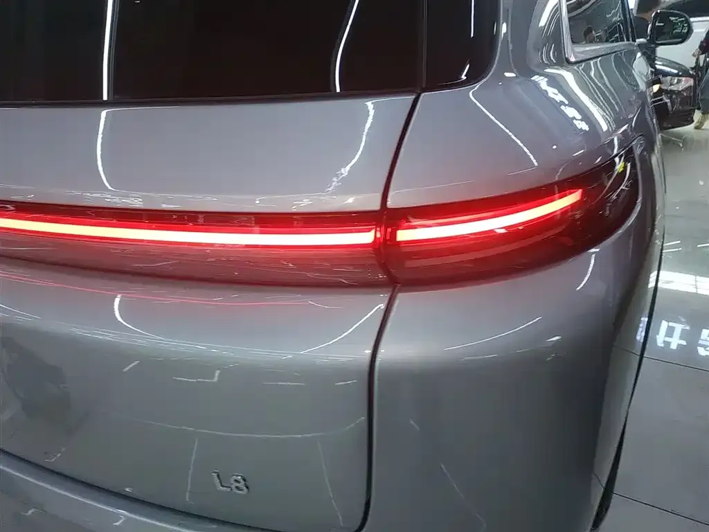 Li Auto L8 2022 из CN, фото 8