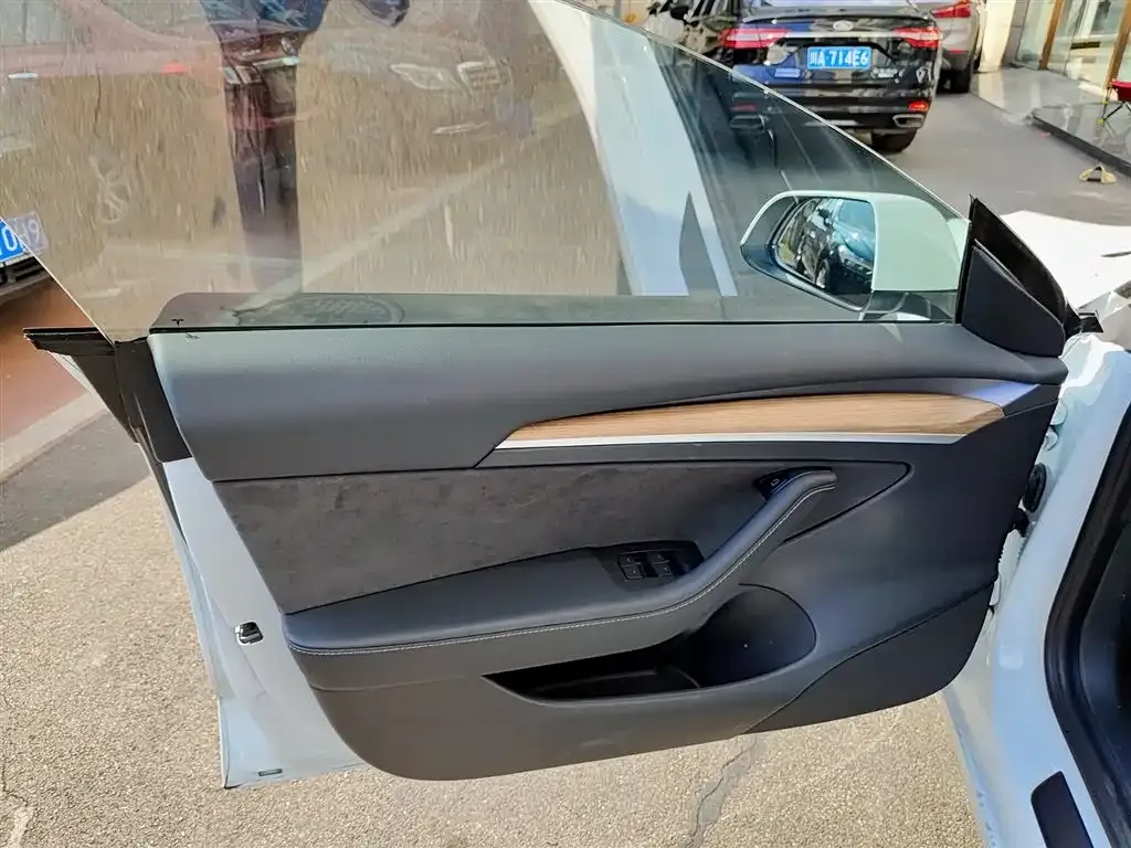 Tesla Model 3 2021 из CN, фото 6