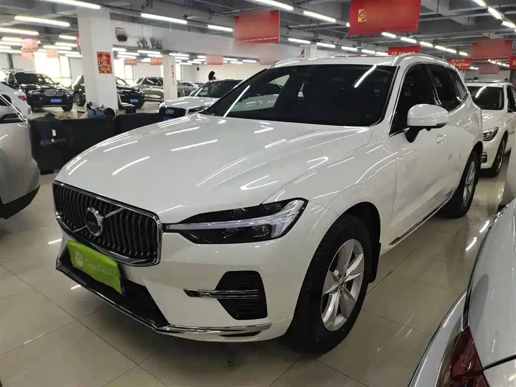 Volvo XC60 2021 из CN, фото 2