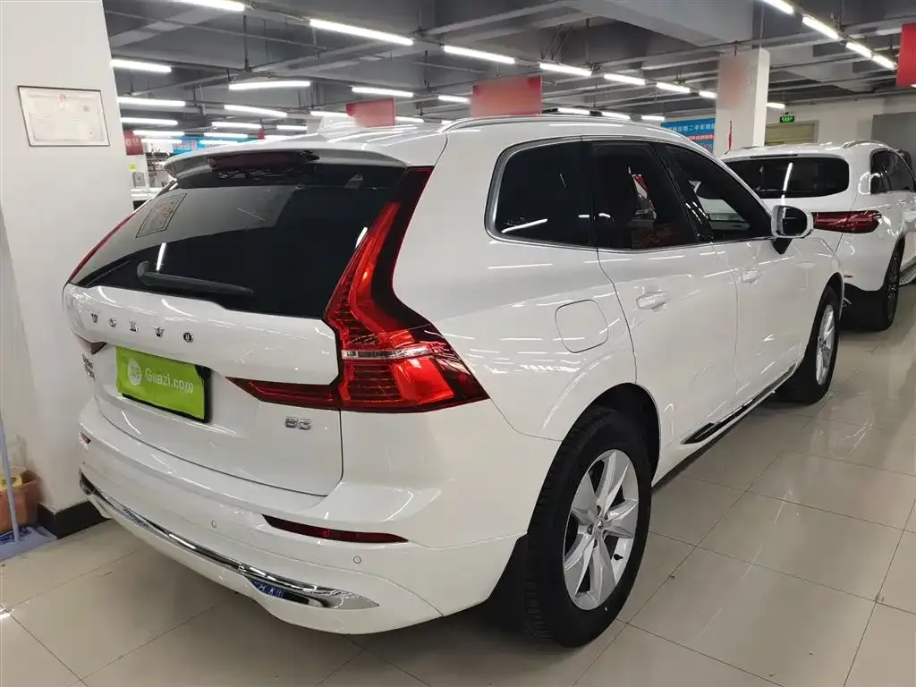 Volvo XC60 2021 из CN, фото 7