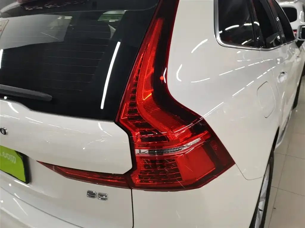 Volvo XC60 2021 из CN, фото 8
