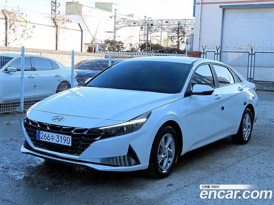 Hyundai AVANTE 2022 из KR, фото 1
