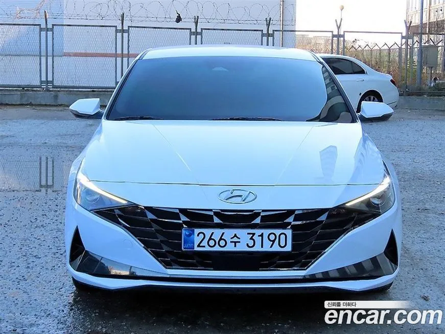 Hyundai AVANTE 2022 из KR, фото 3