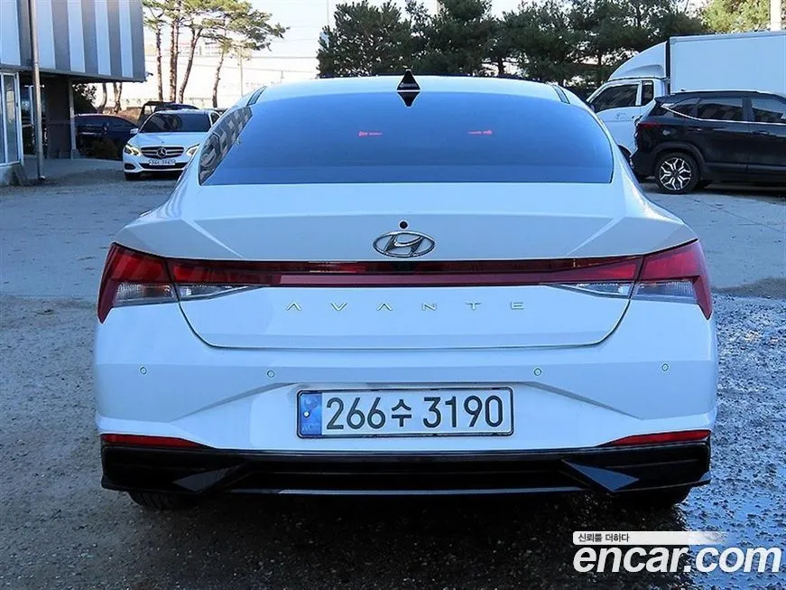 Hyundai AVANTE 2022 из KR, фото 4