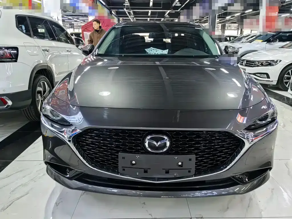 Mazda 3 Axela — фото 2