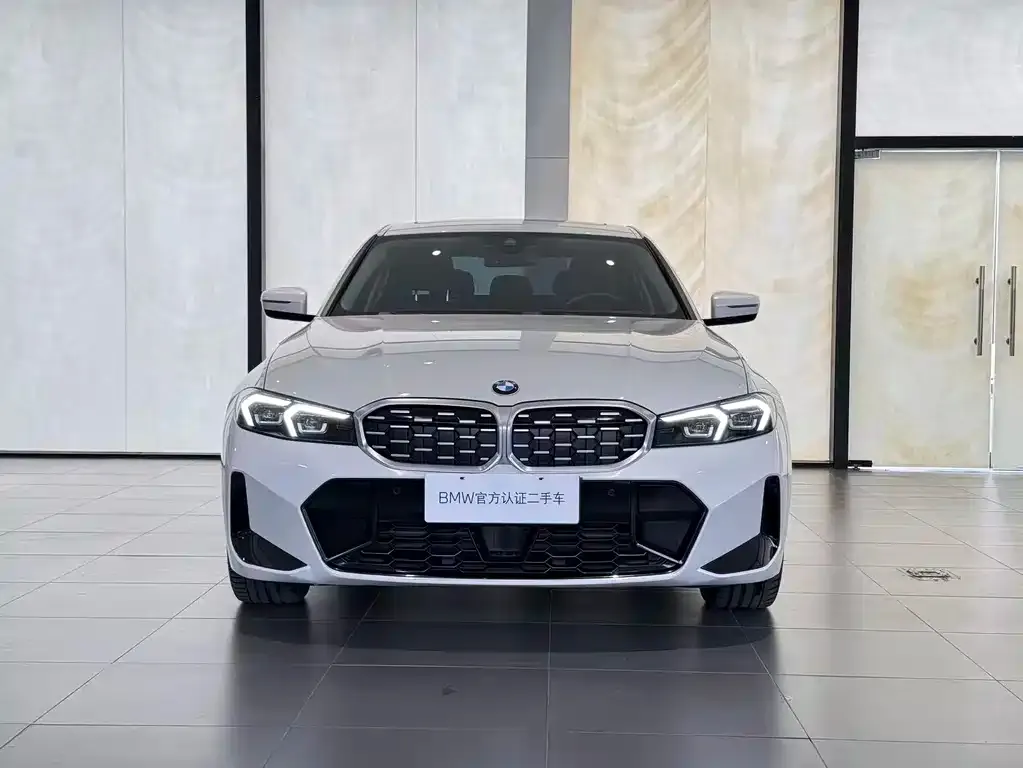 BMW 3 Series 2025 из CN, фото 2