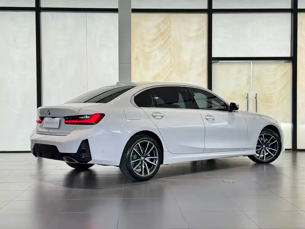 BMW 3 Series 2025 из CN, фото 4