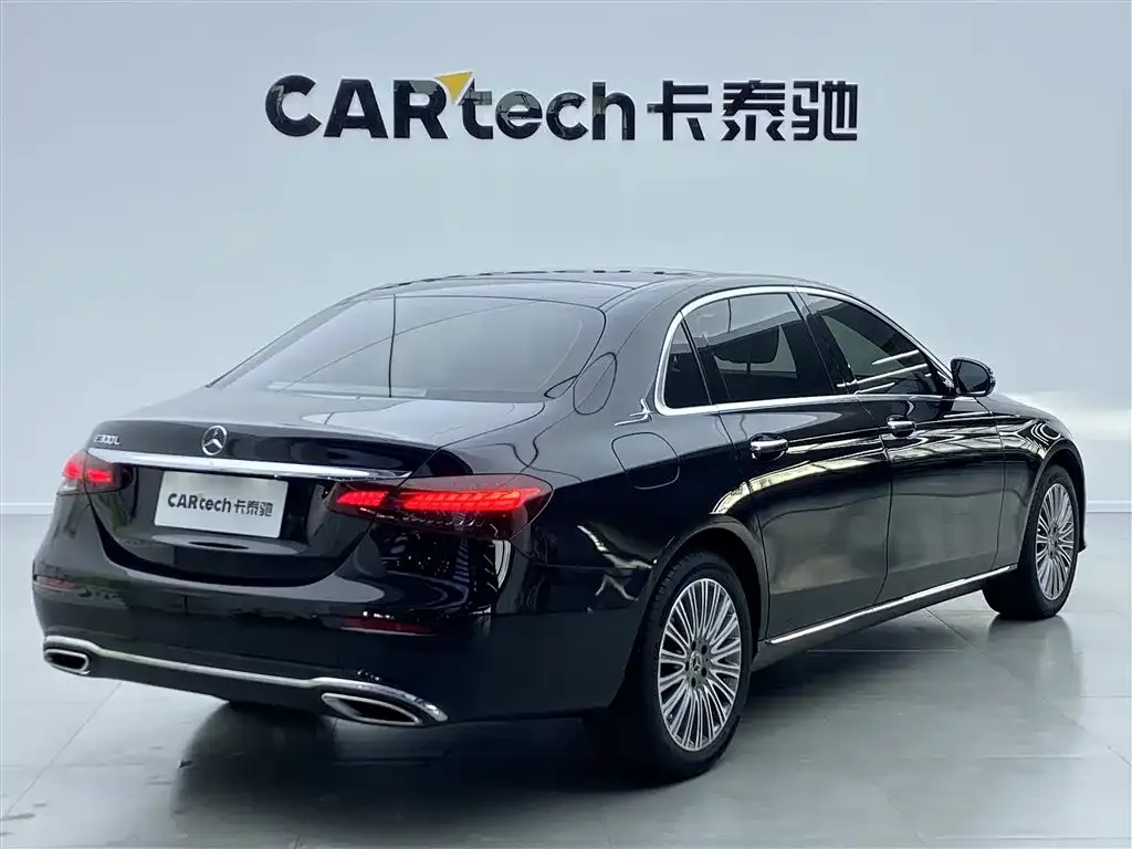 Mercedes-Benz E-Class 2022 из CN, фото 4