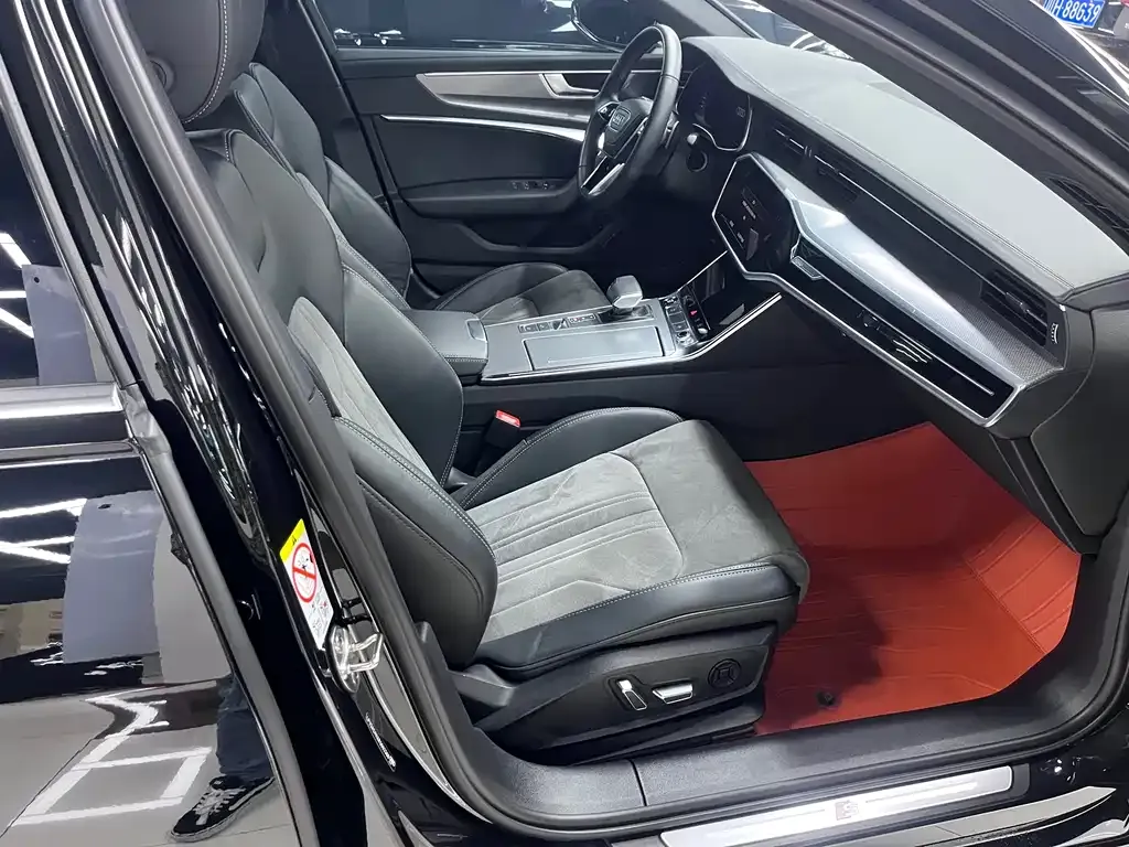 Audi A6L 2024 из CN, фото 5