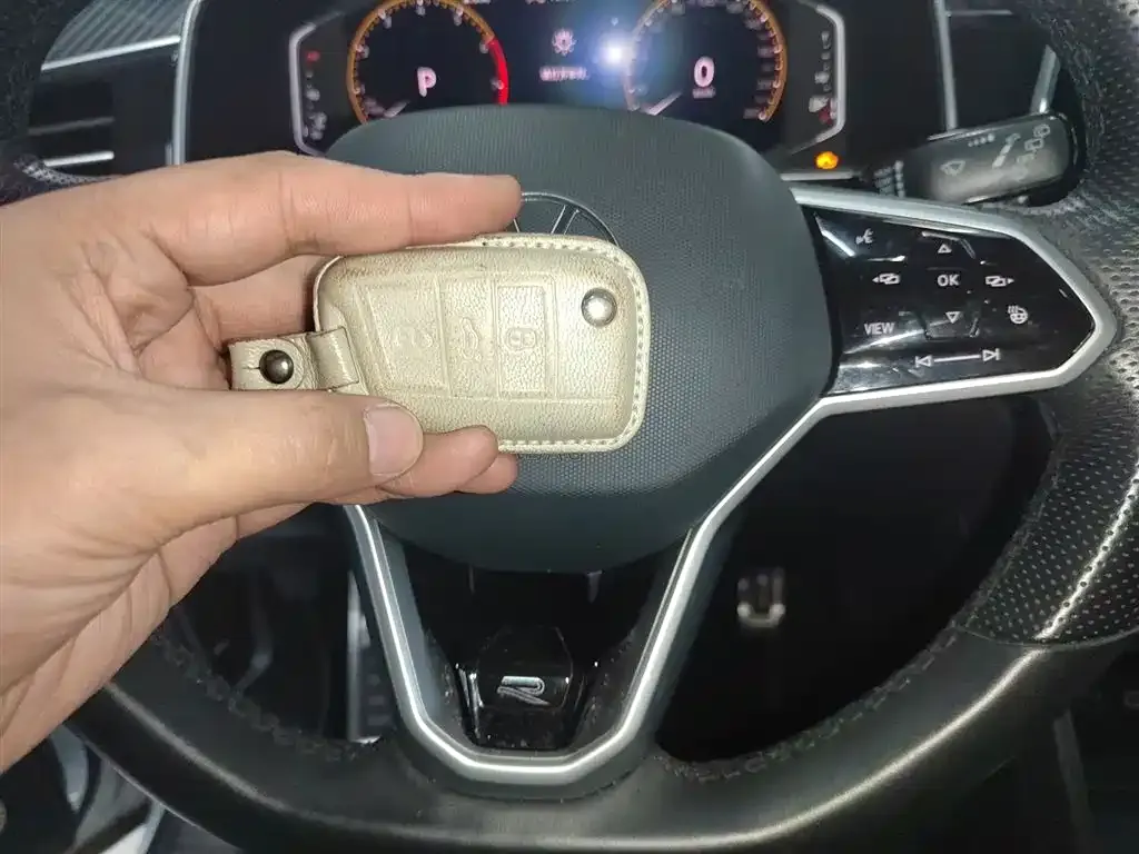 Volkswagen Tiguan L 2022 из CN, фото 9