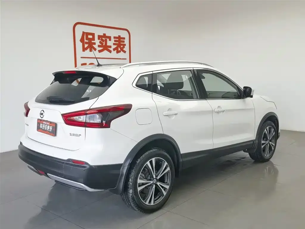 Nissan Qashqai — фото 2