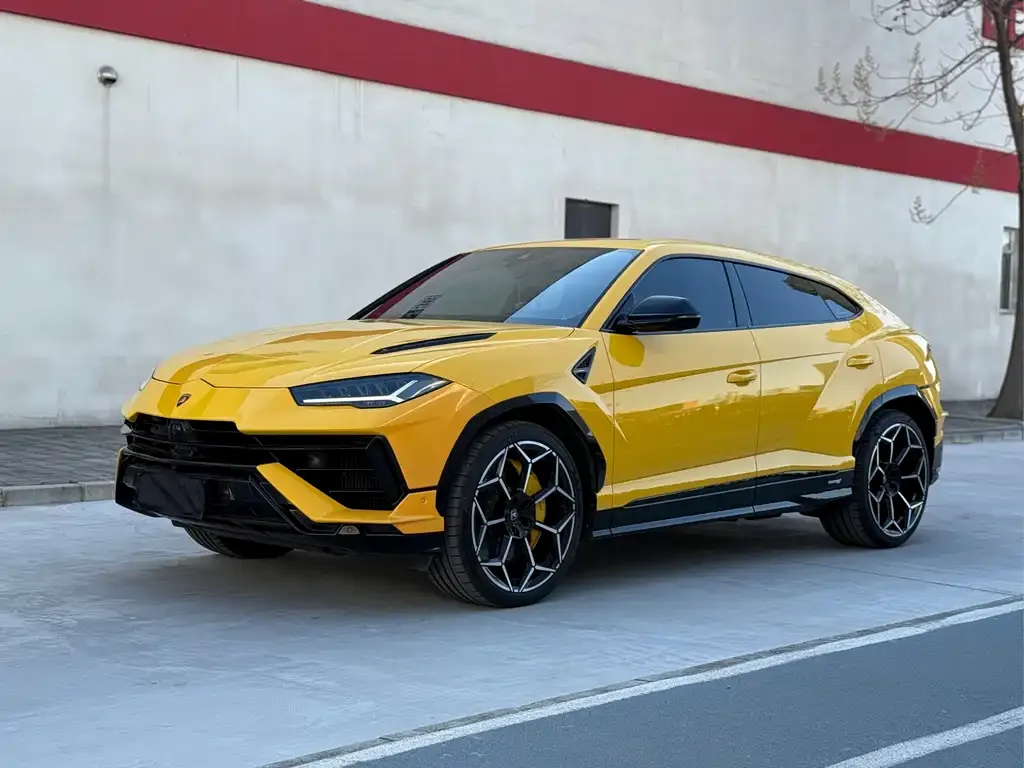Lamborghini Urus 2024 из CN, фото 1