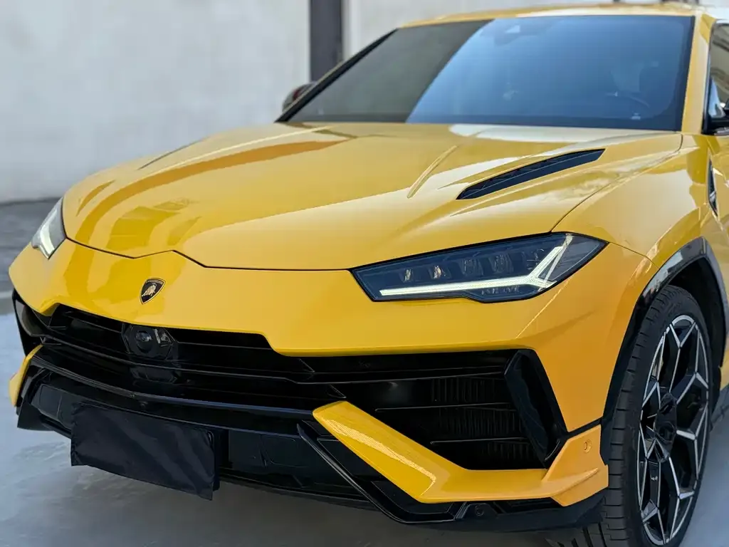 Lamborghini Urus 2024 из CN, фото 6