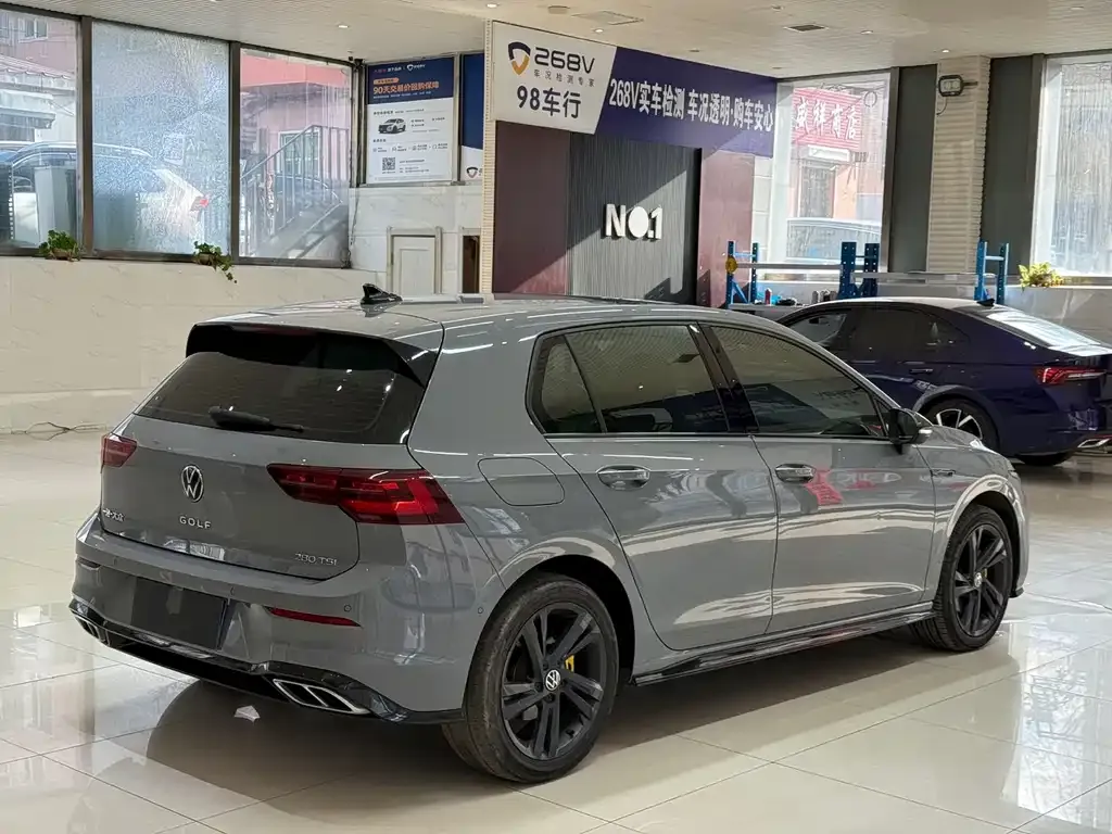 Volkswagen Golf 2021 из CN, фото 4